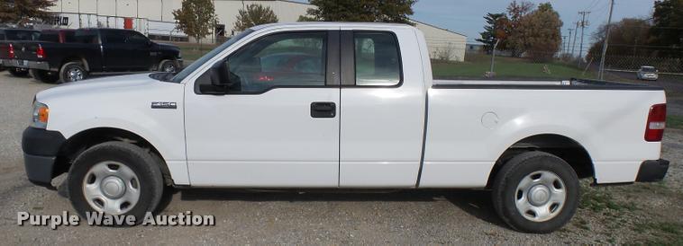 image for item L7135 2007 Ford F150 XL SuperCab pickup truck