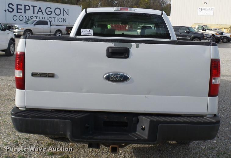 image for item L7135 2007 Ford F150 XL SuperCab pickup truck