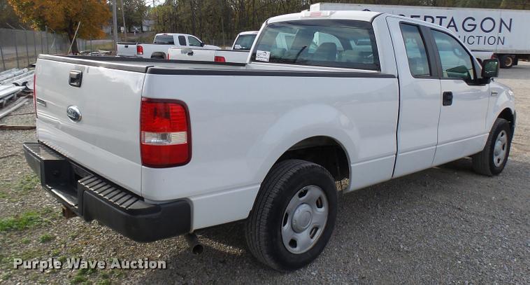 image for item L7135 2007 Ford F150 XL SuperCab pickup truck