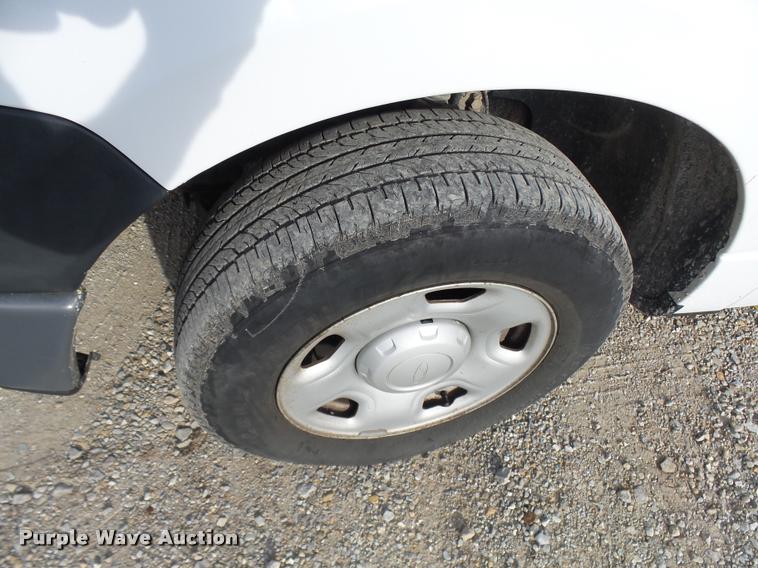 image for item L7135 2007 Ford F150 XL SuperCab pickup truck