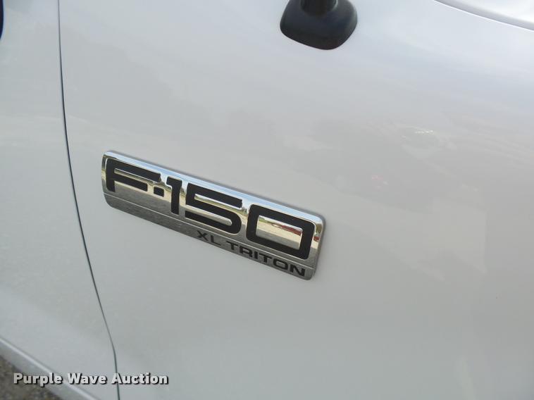 image for item L7135 2007 Ford F150 XL SuperCab pickup truck