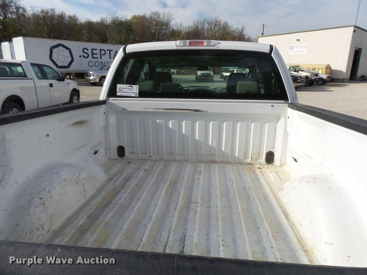 image for item L7135 2007 Ford F150 XL SuperCab pickup truck