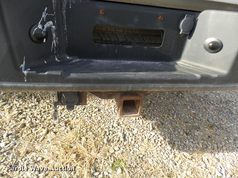 image for item L7136 2006 Ford F150 XL SuperCab pickup truck