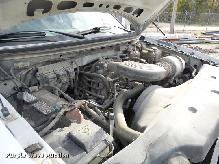 image for item L7136 2006 Ford F150 XL SuperCab pickup truck