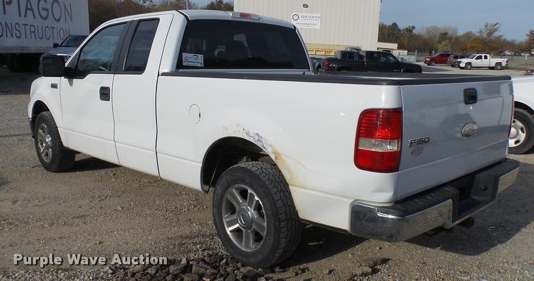 image for item L7137 2007 Ford F150 XLT SuperCab pickup truck