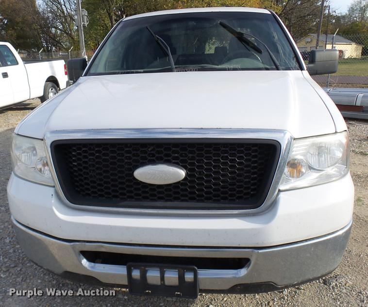 image for item L7137 2007 Ford F150 XLT SuperCab pickup truck