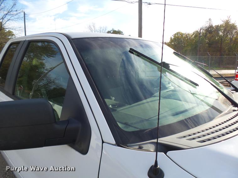 image for item L7137 2007 Ford F150 XLT SuperCab pickup truck