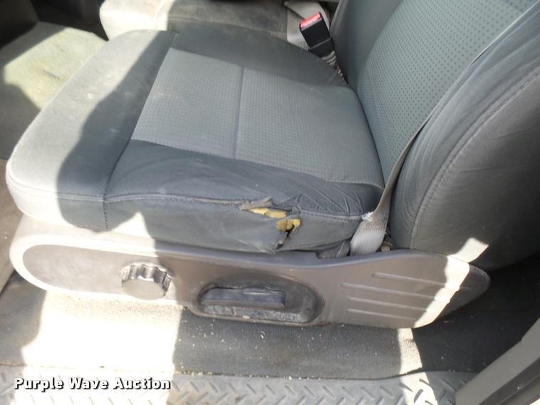 image for item L7137 2007 Ford F150 XLT SuperCab pickup truck