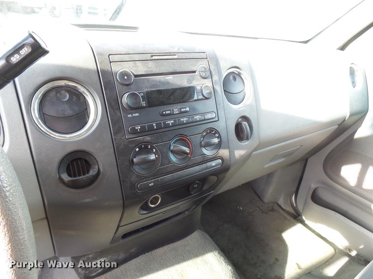 image for item L7137 2007 Ford F150 XLT SuperCab pickup truck