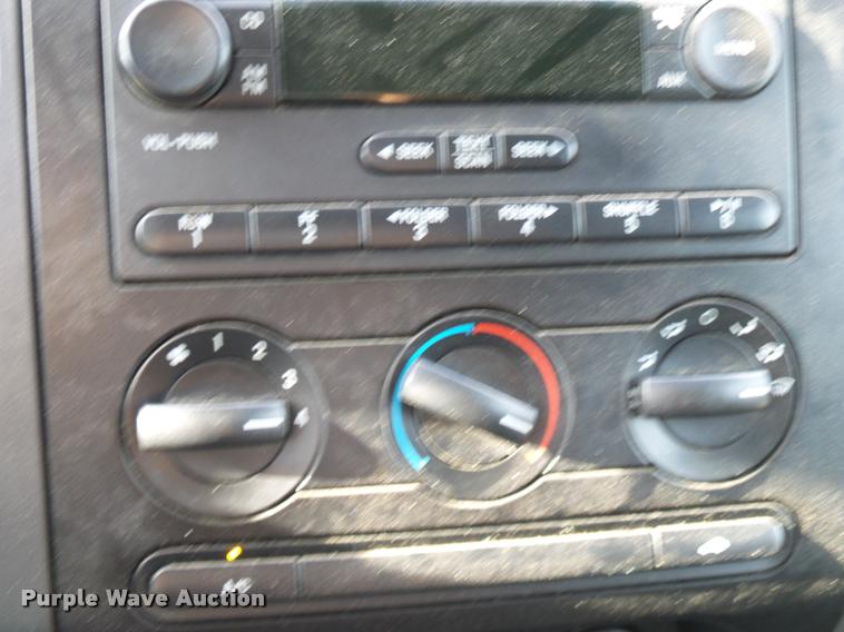 image for item L7137 2007 Ford F150 XLT SuperCab pickup truck