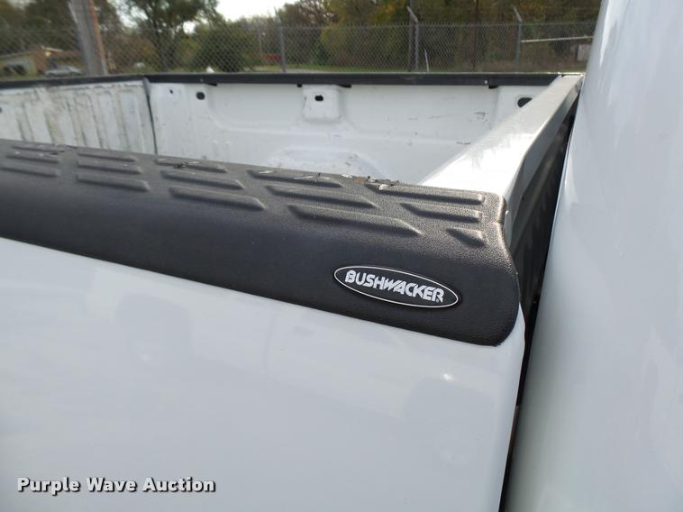 image for item L7138 2007 GMC Sierra 1500 SLE Ext. Cab pickup truck