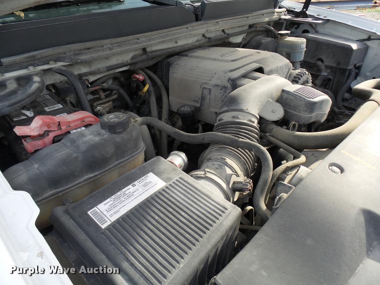 image for item L7138 2007 GMC Sierra 1500 SLE Ext. Cab pickup truck