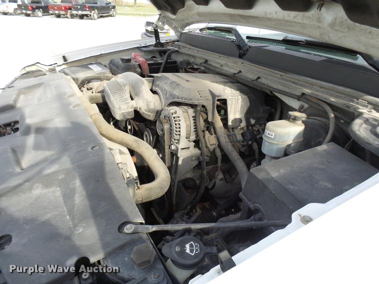 image for item L7138 2007 GMC Sierra 1500 SLE Ext. Cab pickup truck