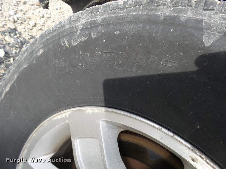 image for item L7138 2007 GMC Sierra 1500 SLE Ext. Cab pickup truck