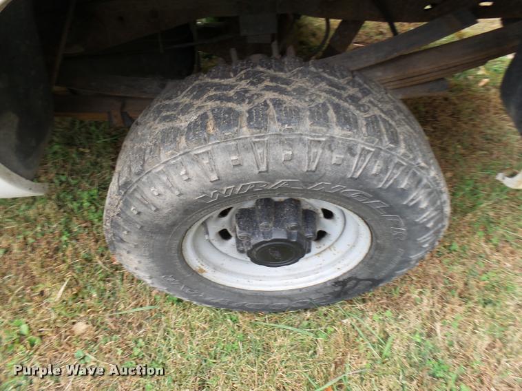 image for item L7148 2002 Ford F250 Super Duty SuperCab pickup truck