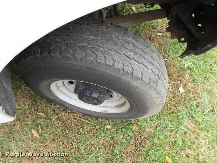 image for item L7148 2002 Ford F250 Super Duty SuperCab pickup truck