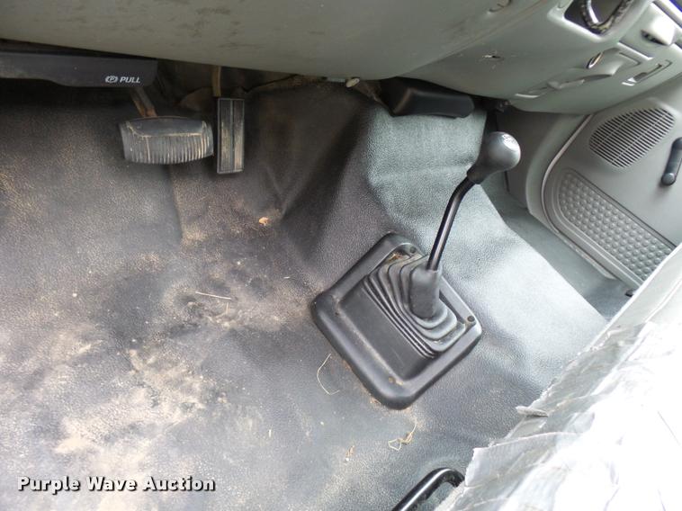 image for item L7148 2002 Ford F250 Super Duty SuperCab pickup truck