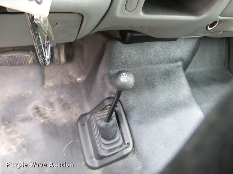 image for item L7148 2002 Ford F250 Super Duty SuperCab pickup truck