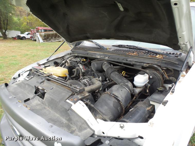 image for item L7148 2002 Ford F250 Super Duty SuperCab pickup truck