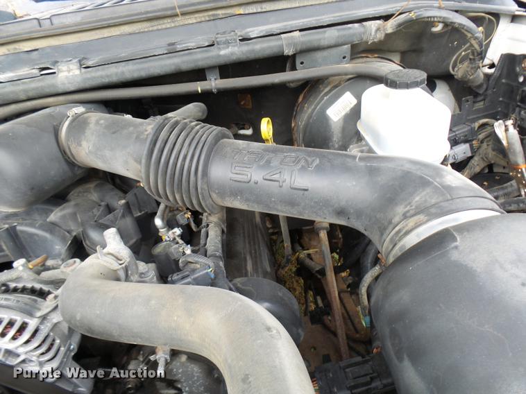 image for item L7148 2002 Ford F250 Super Duty SuperCab pickup truck