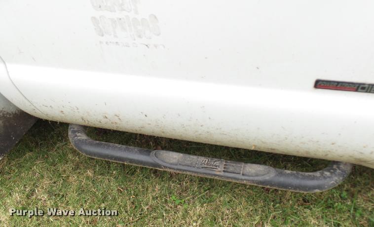 image for item L7149 2000 Ford F350 Super Duty XL utility truck