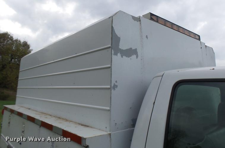 image for item L7149 2000 Ford F350 Super Duty XL utility truck