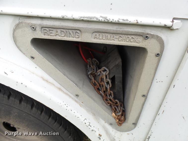 image for item L7149 2000 Ford F350 Super Duty XL utility truck