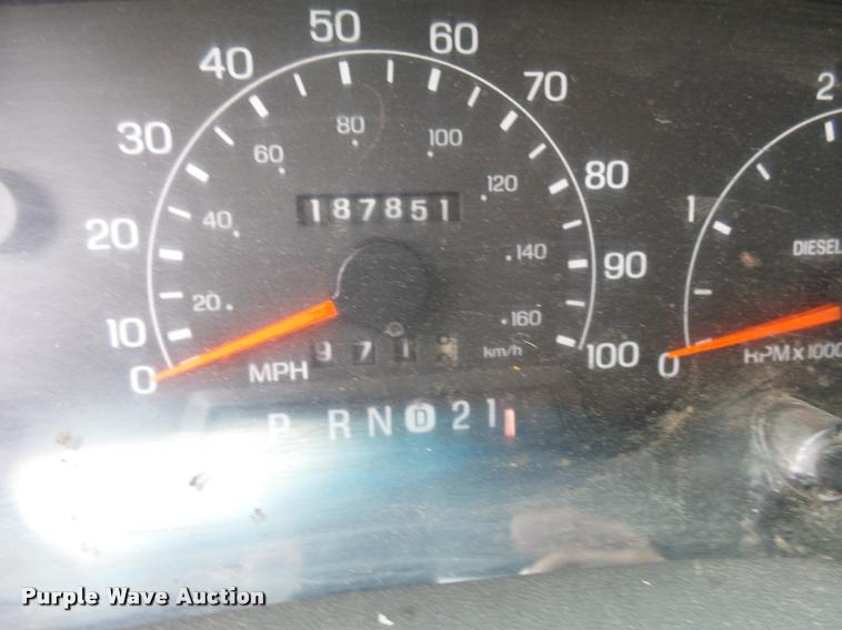 image for item L7149 2000 Ford F350 Super Duty XL utility truck