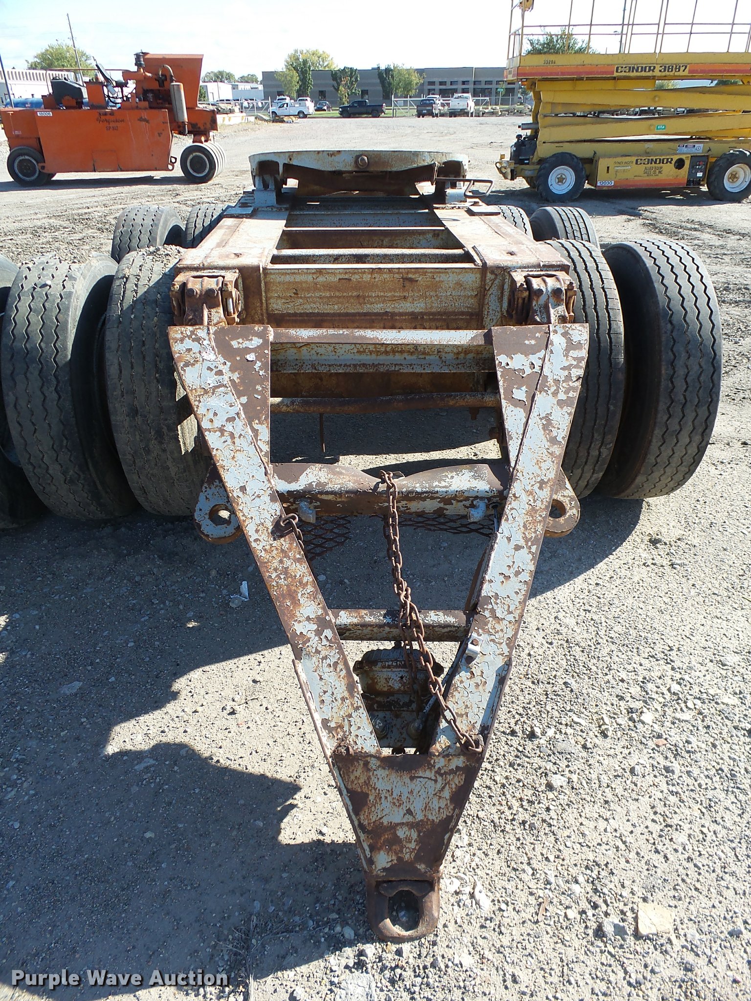 Fifth wheel tow dolly in Wichita, KS Item CA9972 sold Purple Wave