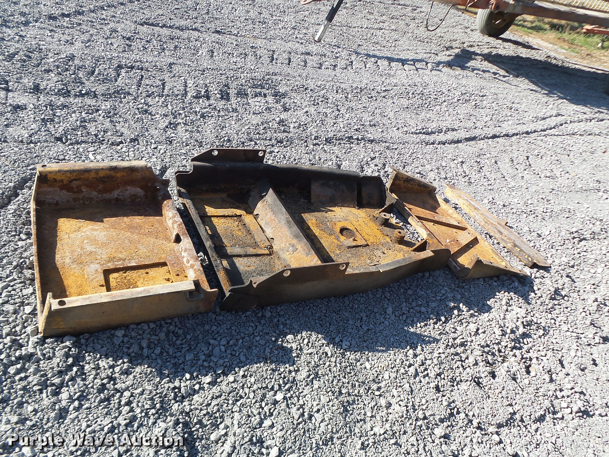 Caterpillar D4 dozer skid plates in Wheeling, MO Item DA9255 sold