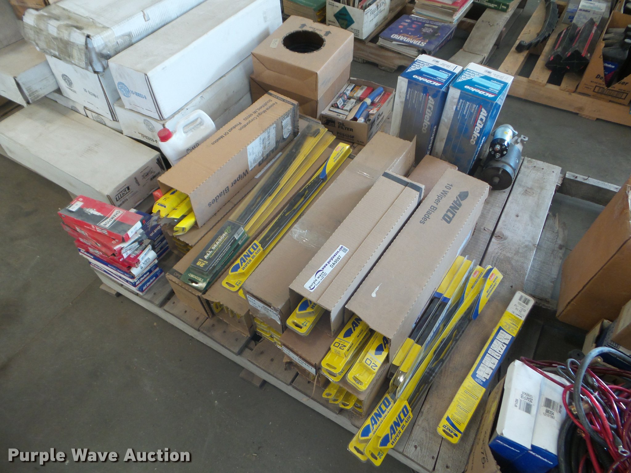 Automotive parts in Quinter, KS Item DA9597 sold Purple Wave