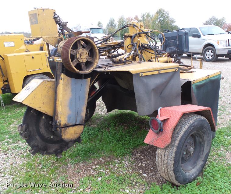 image for item BM9625 Vermeer 665 stump grinder