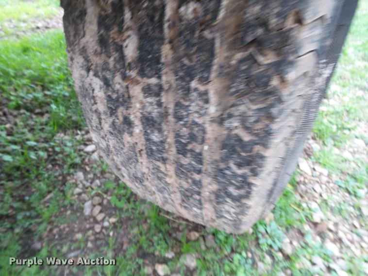 image for item BM9625 Vermeer 665 stump grinder