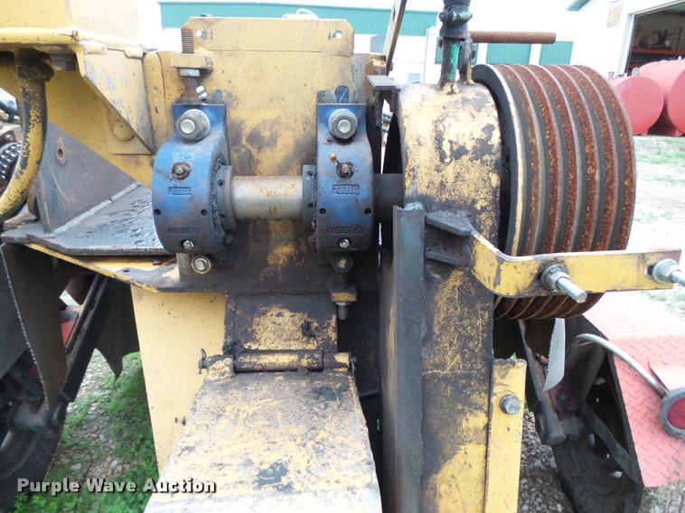 image for item BM9625 Vermeer 665 stump grinder