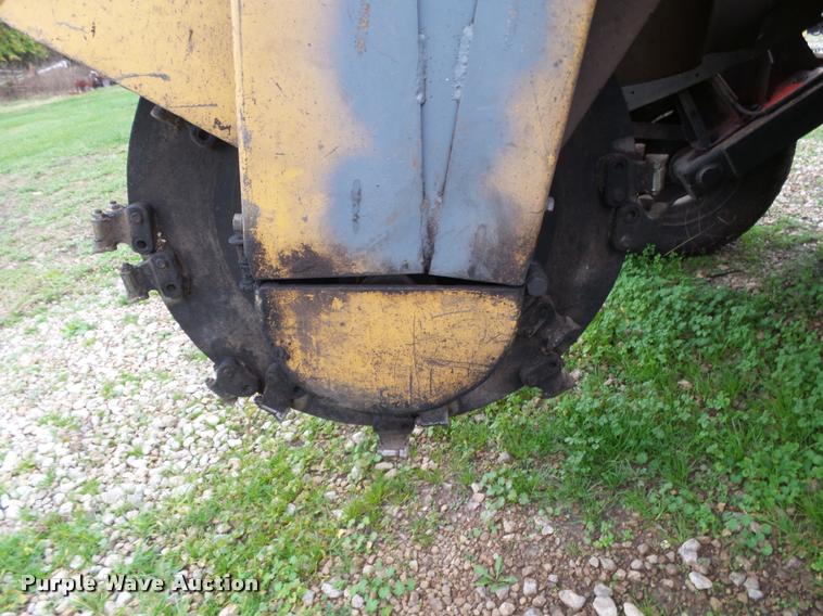 image for item BM9625 Vermeer 665 stump grinder