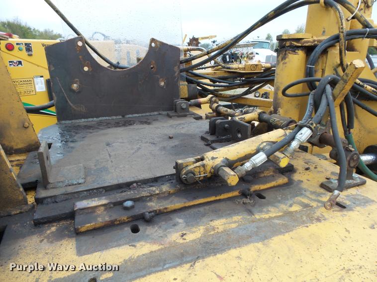 image for item BM9625 Vermeer 665 stump grinder