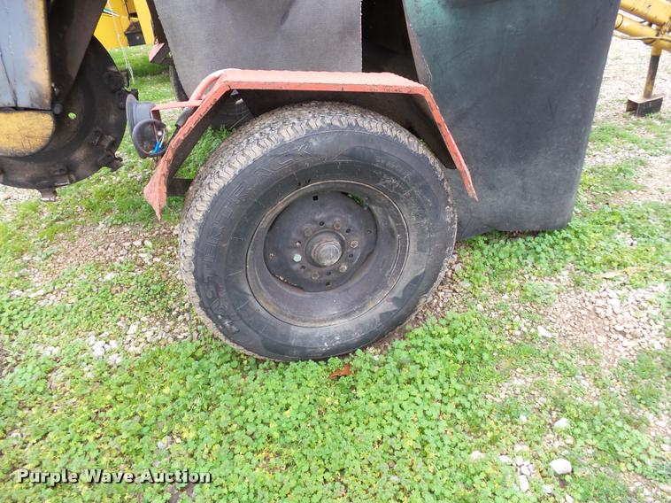 image for item BM9625 Vermeer 665 stump grinder