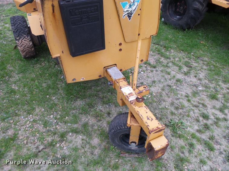 image for item BM9626 Vermeer SC252 stump grinder
