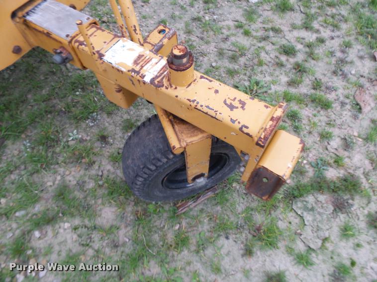 image for item BM9626 Vermeer SC252 stump grinder