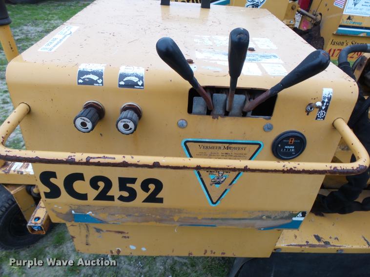 image for item BM9626 Vermeer SC252 stump grinder