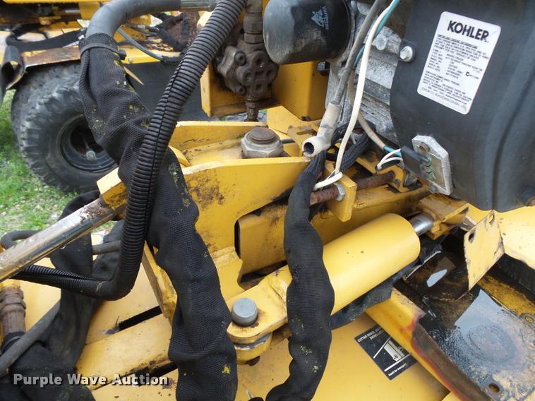 image for item BM9626 Vermeer SC252 stump grinder