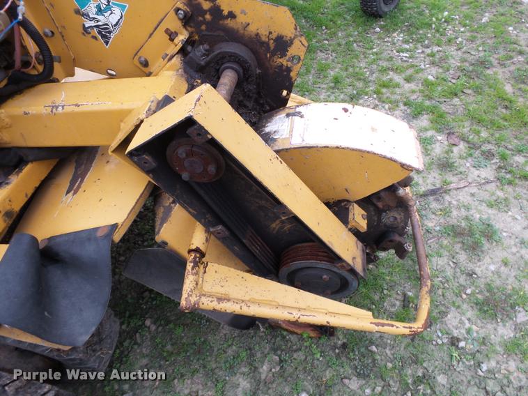 image for item BM9626 Vermeer SC252 stump grinder