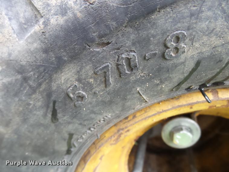 image for item BM9626 Vermeer SC252 stump grinder