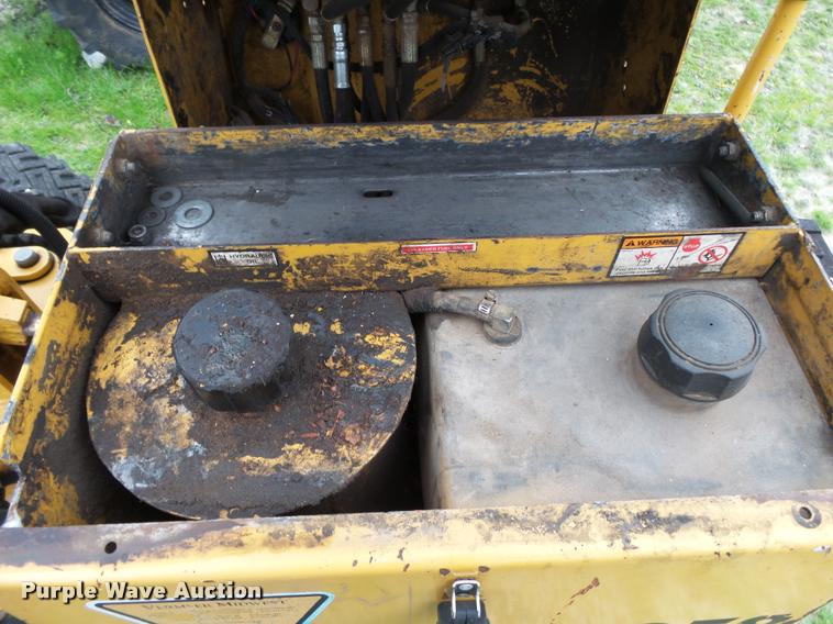 image for item BM9626 Vermeer SC252 stump grinder