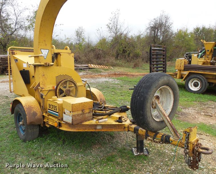 image for item BM9627 Vermeer BC935 wood chipper