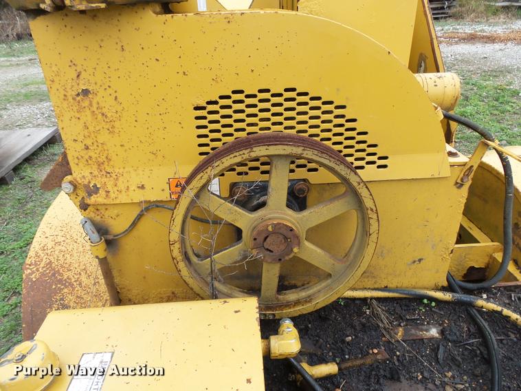 image for item BM9627 Vermeer BC935 wood chipper