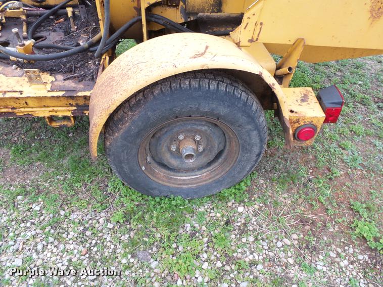 image for item BM9627 Vermeer BC935 wood chipper