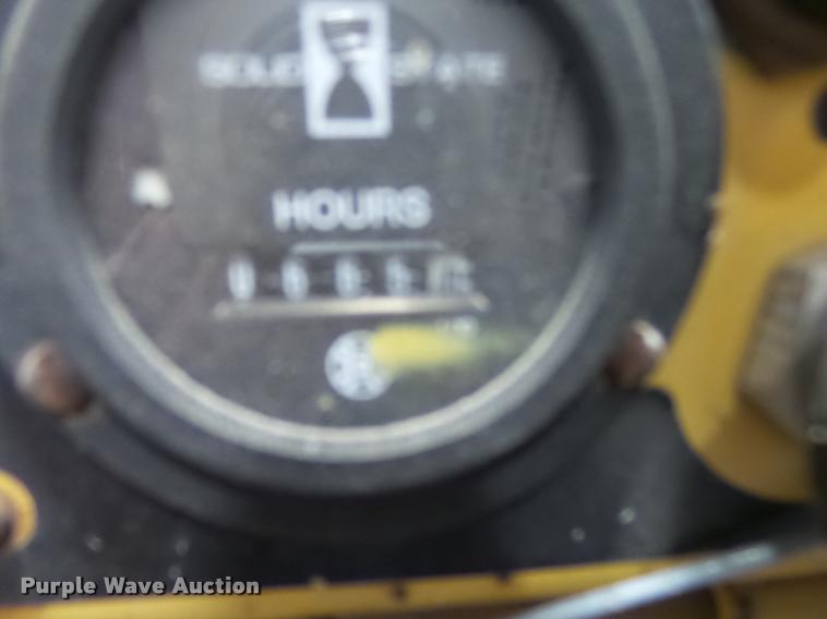 image for item BM9627 Vermeer BC935 wood chipper