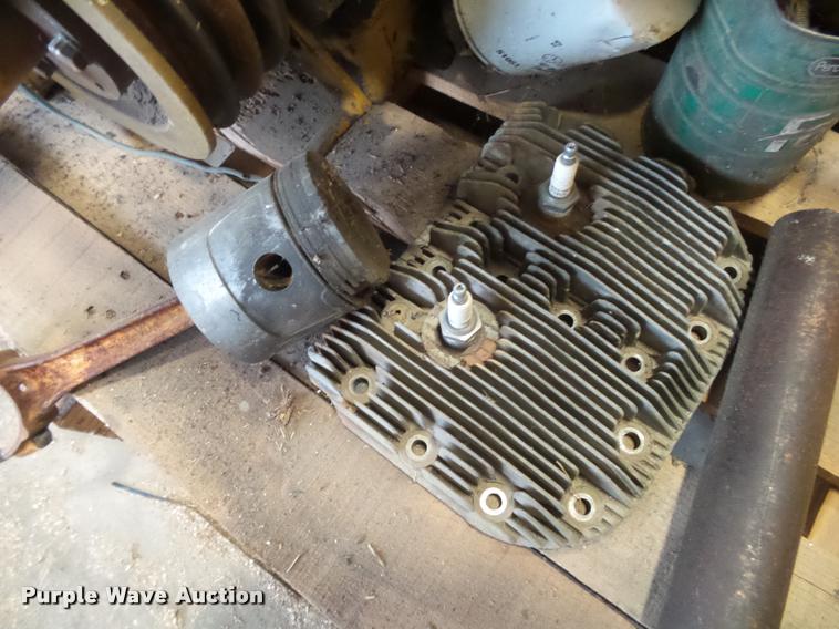 image for item BM9627 Vermeer BC935 wood chipper