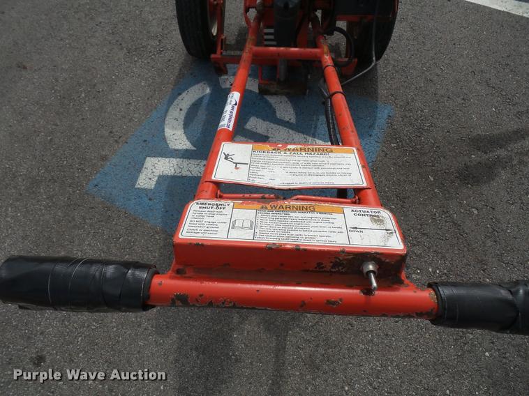 image for item BV9980 2005 Craftco asphalt router